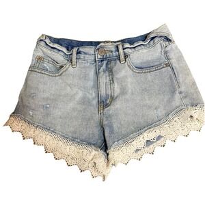 Free People Women's Size 24 Distressed Crochet Lace Trim Denim Shorts Boho Fairy